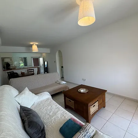 Beautiful 1-bd Ap Near The Historic Places Daire Pafos
